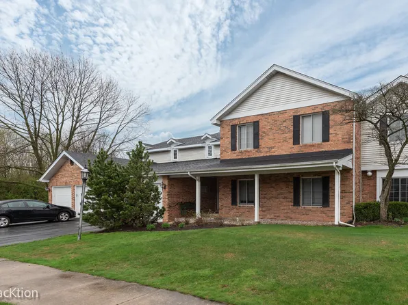 717 Maplewood Ct Unit B, Willowbrook, IL 60527