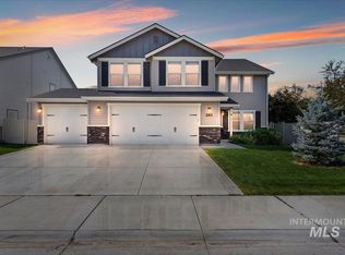 261 E Copper Ridge St, Meridian, ID 83646