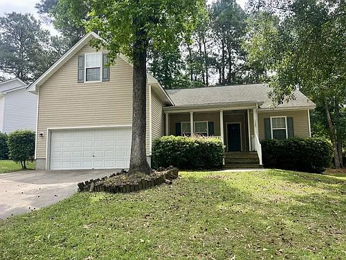 104 Heatherlock St Photo 1