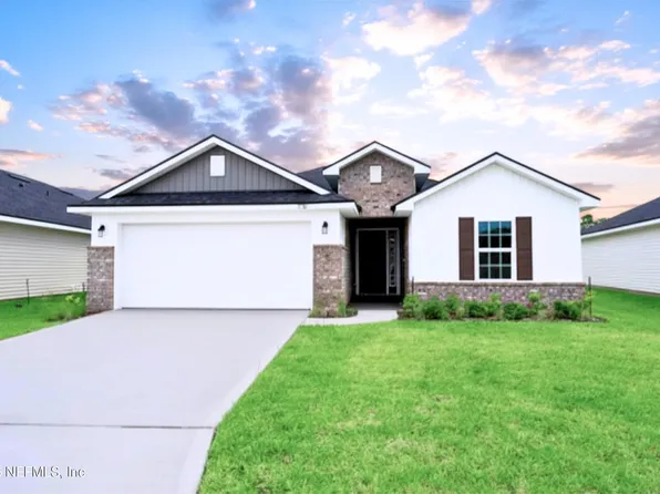8381 HELMSLEY Boulevard, Jacksonville, FL 32219