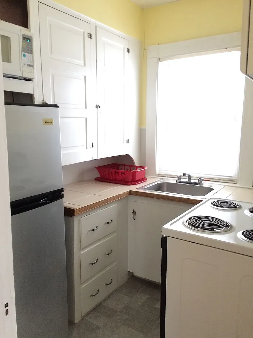 1 bed, 840 sqft, $1,550 — Photo 2