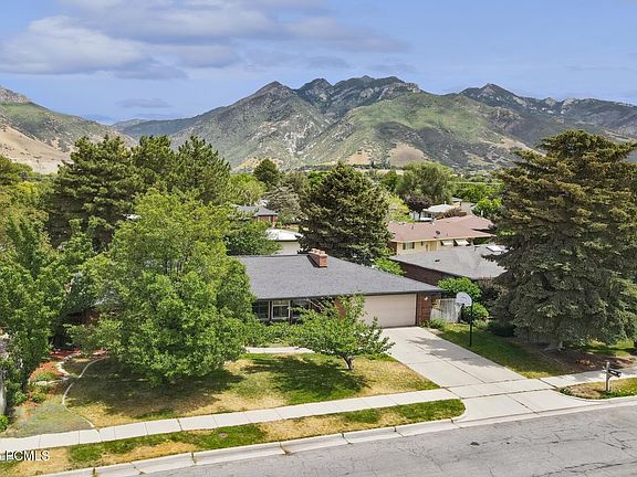 2nd image of 7157 S Manor Dr