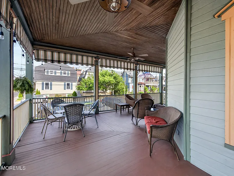 44 Webb Ave — Photo 24