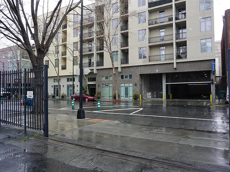 25 S 3rd St #205 — Photo 2