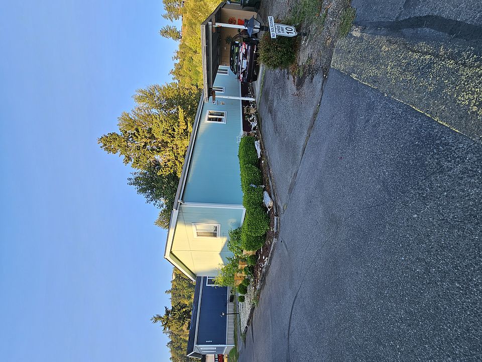 1st image of 8402 143rd Avenue Ct E #1