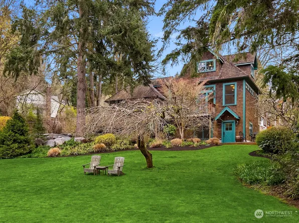 8251 NE Beck Road, Bainbridge Island, WA 98110