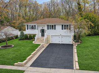 17 Country Lane Drive, Kings Park, NY 11754