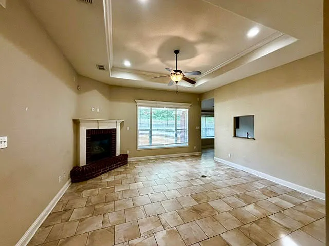 Building Photo - 107 Falcon Way