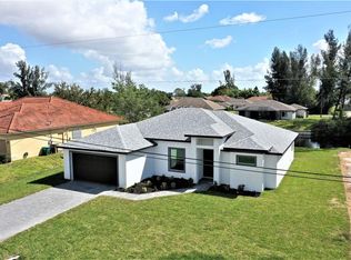 943 SW 15th Pl, Cape Coral, FL 33991