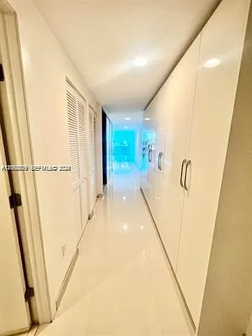 2950 NE 188th St #231 — Photo 13