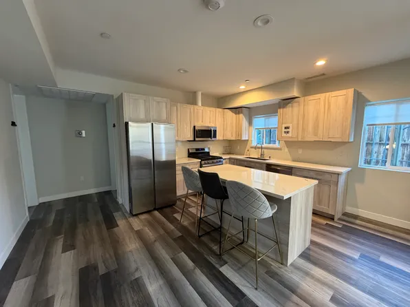 1280 W 37th Pl, Los Angeles, CA