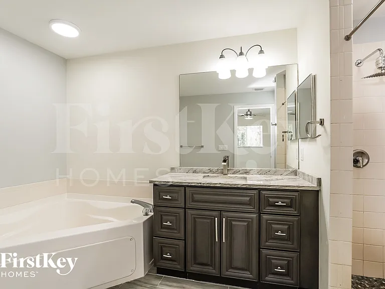 8451 Caloosa Rd — Photo 9