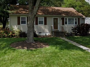 104 E Gray St, Sandston, VA 23150