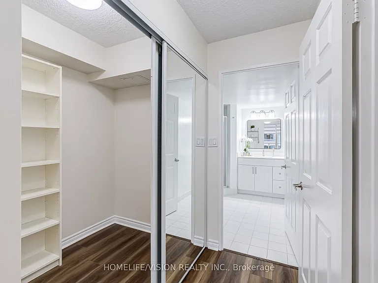 30 Greenfield Ave #903 — Photo 33