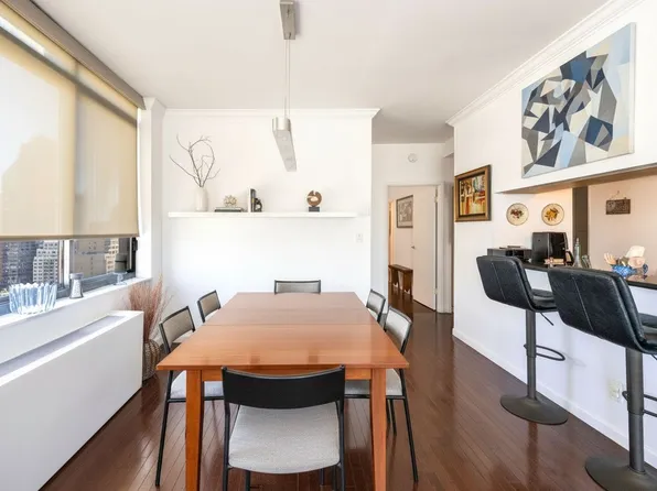 343 East 74th Street image 3 of 12