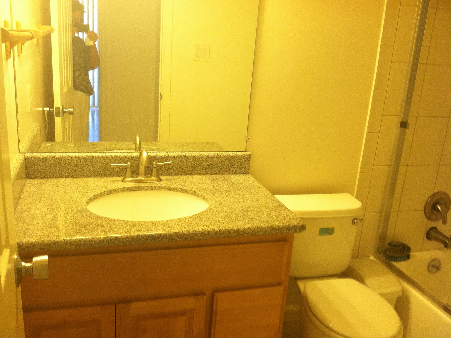 1213 W Washington Ave — Photo 3