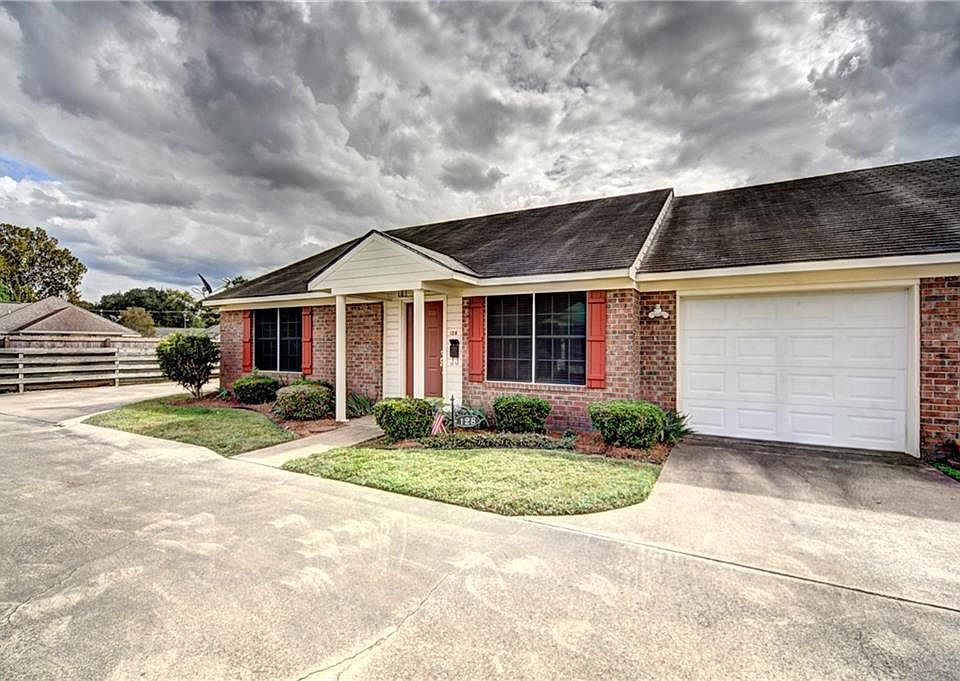1st image of 128 Starlight Dr