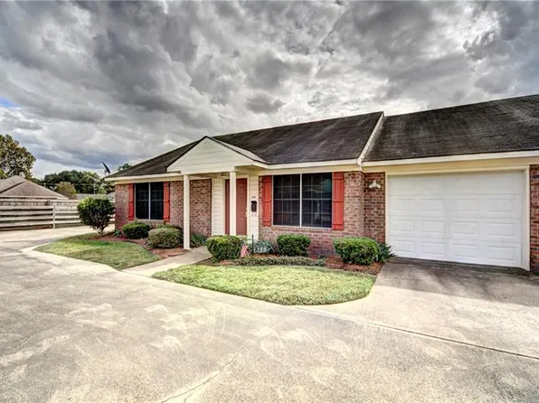 128 Starlight Dr, Natchitoches, LA 71457