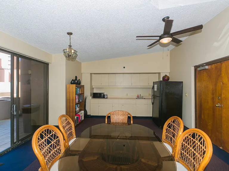 1910 Ala Moana Blvd #21B — Photo 54