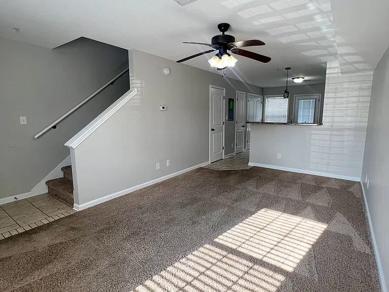 1604 Railton Ct — Photo 3