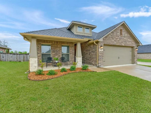 701 Nolan Dr, Sherman, TX 75092