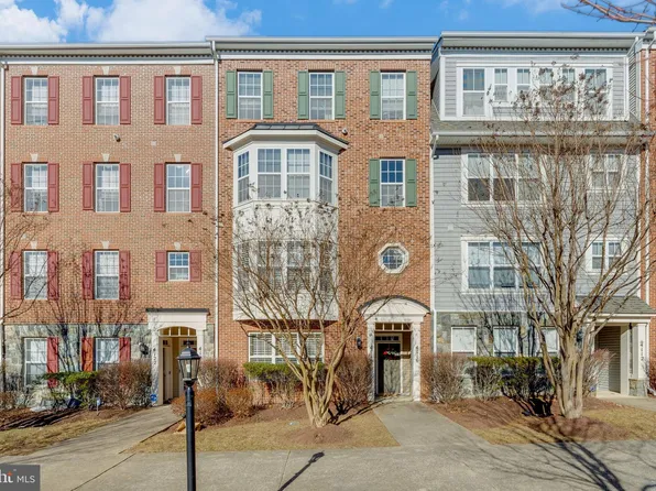 4118 Potomac Highlands Cir, Triangle, VA 22172