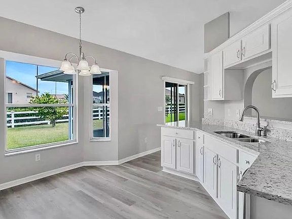 5th image of 11039 SE 173rd Pl