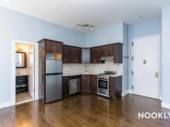 132 Graham Avenue image 1 of 10