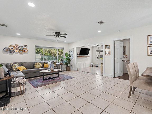 4th image of 496 Ralwood Ln NE #55