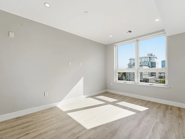 Skylar Lofts JC — Photo 43