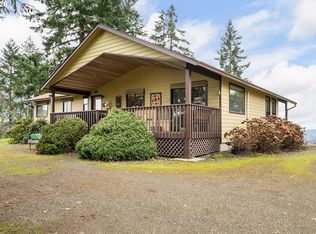 864 Larkspur Ln, Oakland, OR 97462