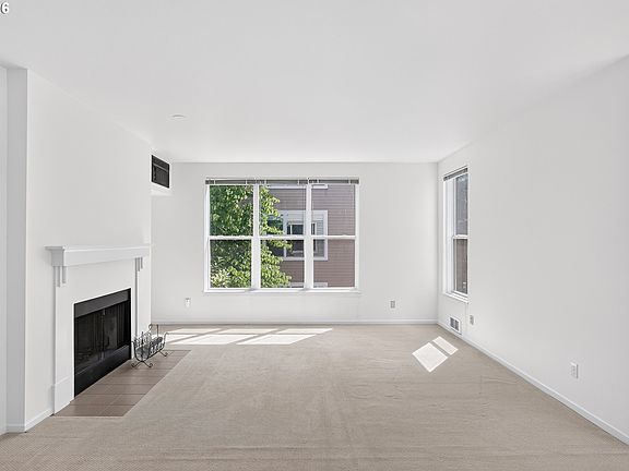 5th image of 1710 S Harbor Way #C-307