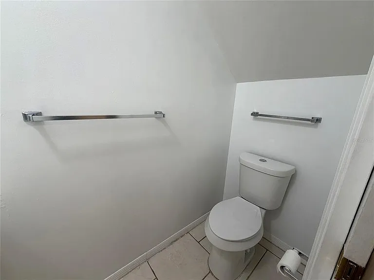 850 E Lime St #7 — Photo 15