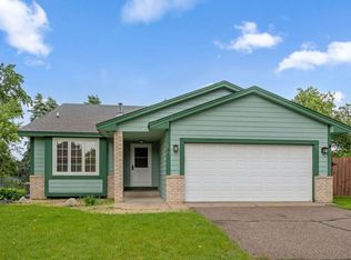 11813 Kerry St NW, Coon Rapids, MN 55433