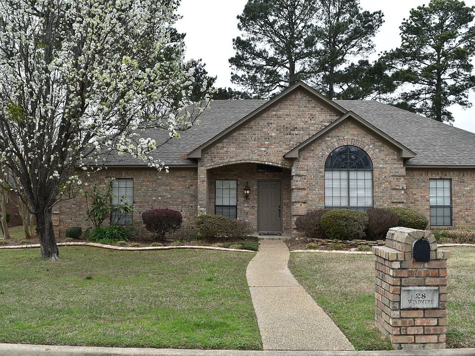 1st image of 28 Windmere Dr