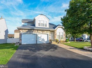 2 Red Fox St, Burlington, NJ 08016