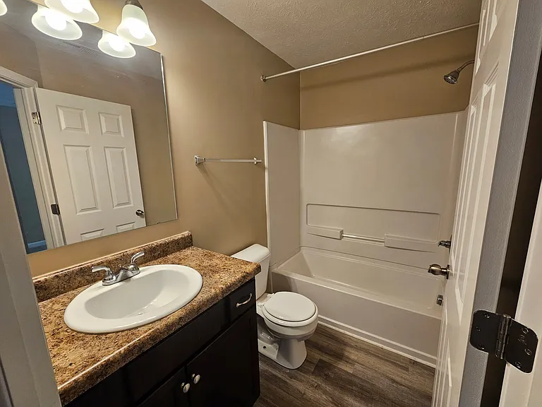 4085 Lassen Ln — Photo 15