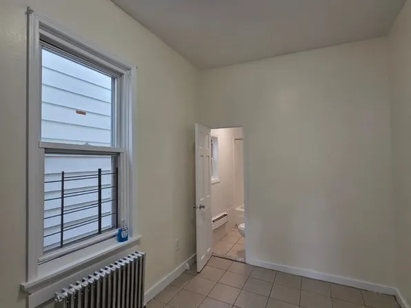 349 Saw Mill River Rd, Yonkers, NY