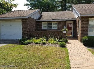 501 Sherbrooke Cir, Laurinburg, NC 28352