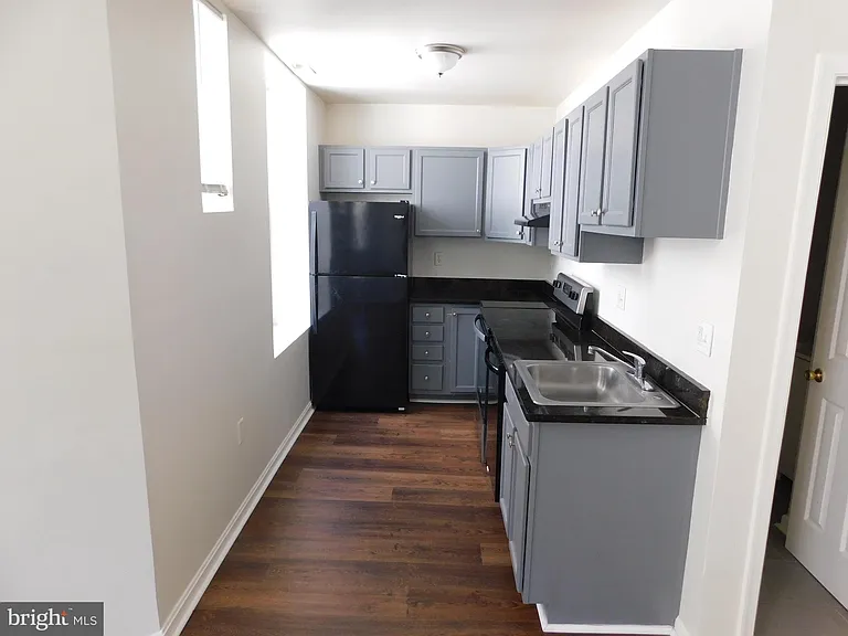 2427 Lakeview Ave #2D — Photo 5