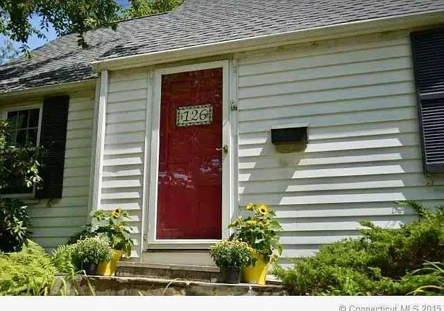 126 S Main St — Photo 4