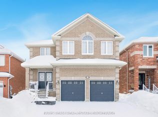 1373 Hunter St, Innisfil, ON L9S 0H5