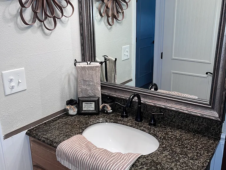 4610 Virginia Dr — Photo 13