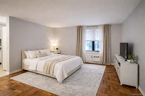 277 Bronx River Rd #3M Photo 1