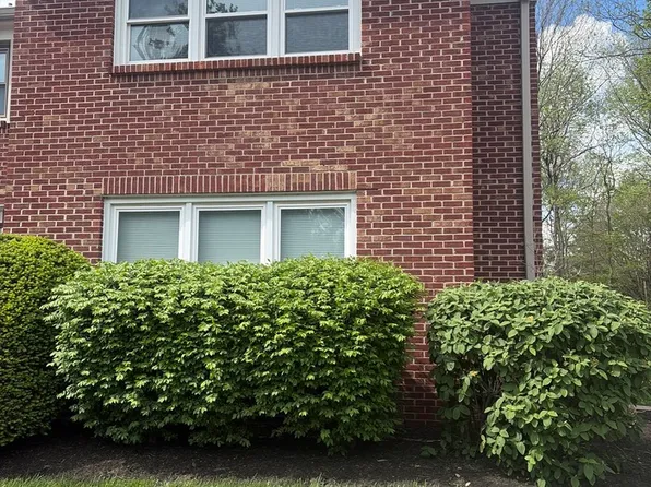 9110 Dominion Cir, Cincinnati, OH 45249