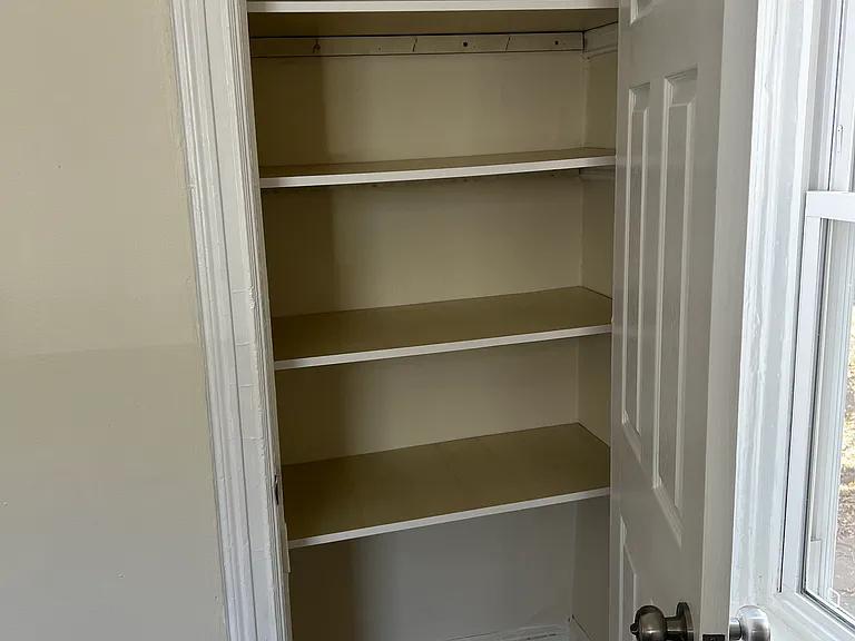 64 Eaton Pl #2 — Photo 33