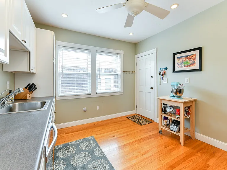 155 King St #3 — Photo 5