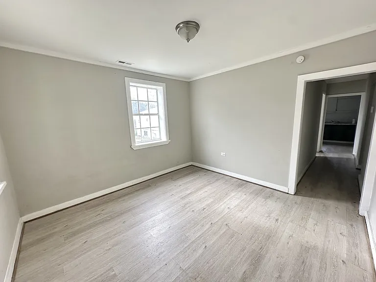 1812 Pittsburg Ave — Photo 5