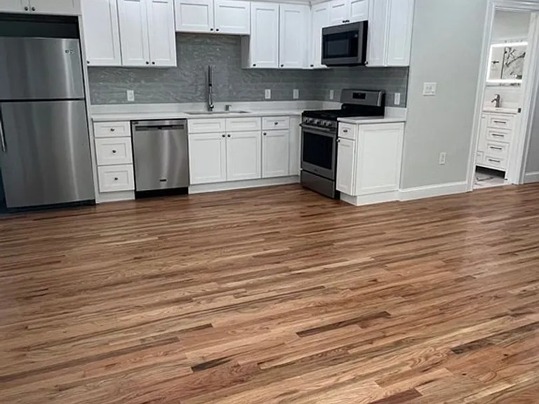 3-765 Columbia Rd — Photo 2
