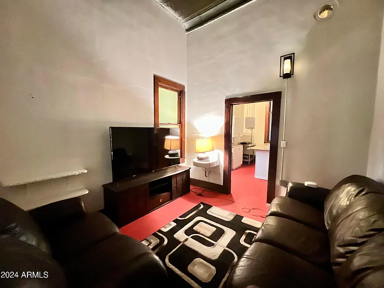 610 N Broad St #2 — Photo 5